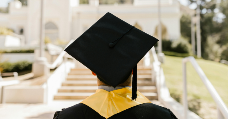 scholarships for undocumented students