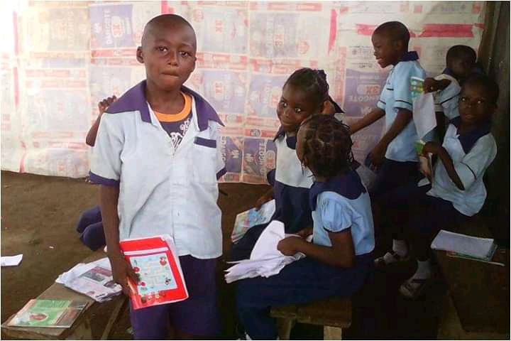 Help  Provides Books to Underprivileged Children